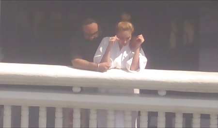 Горячий евро цыпленок любит добывать свою горячую добычу